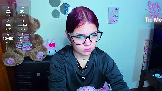 Emma boo online show from 28, 3, 2026