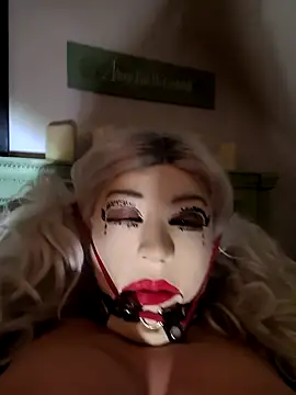 pleasser85 online show from 4, 11, 2025