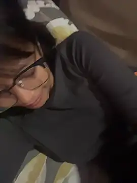 Snapshot of hottiebabe23 chatting on 11, 11, 2025 hottiebabe23 online show from 11, 11, 2025