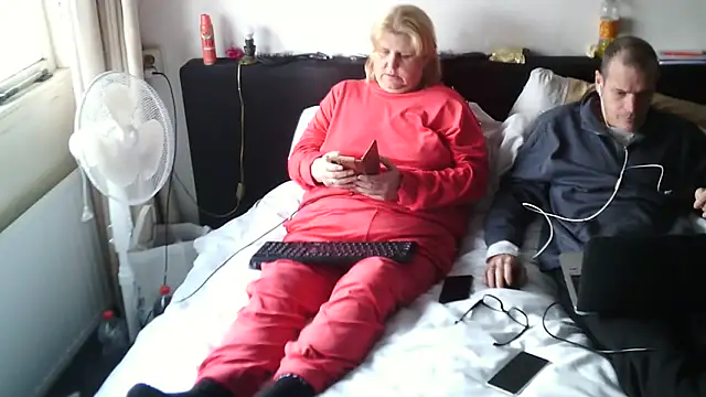 Sylviastar46 online show from 20, 12, 2025