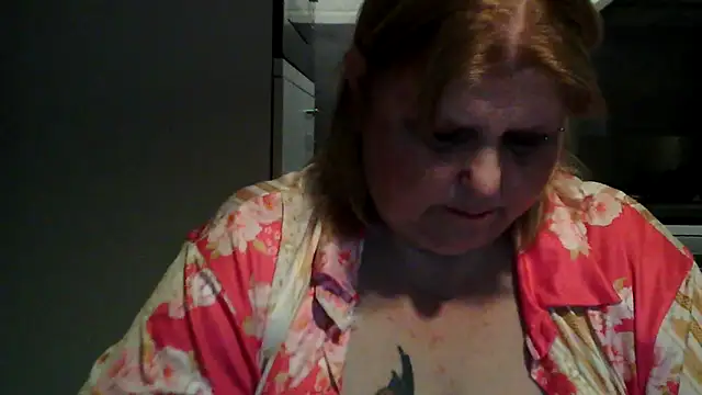 Sylviastar46 online show from 3, 3, 2026