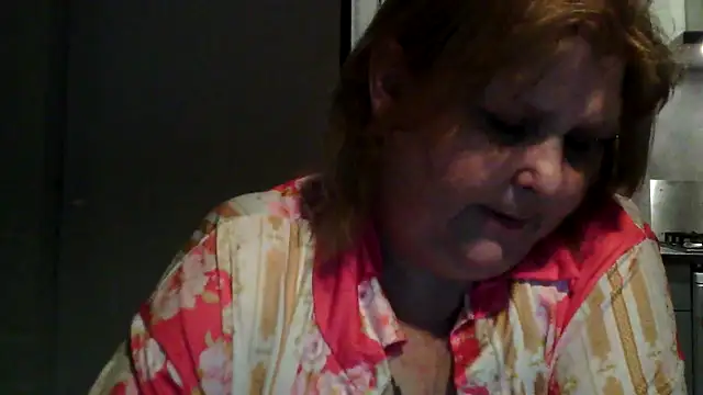 Sylviastar46 online show from 4, 3, 2026
