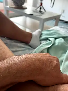 Snapshot of HeavenNHellCock chatting on 30, 10, 2025 HeavenNHellCock online show from 30, 10, 2025