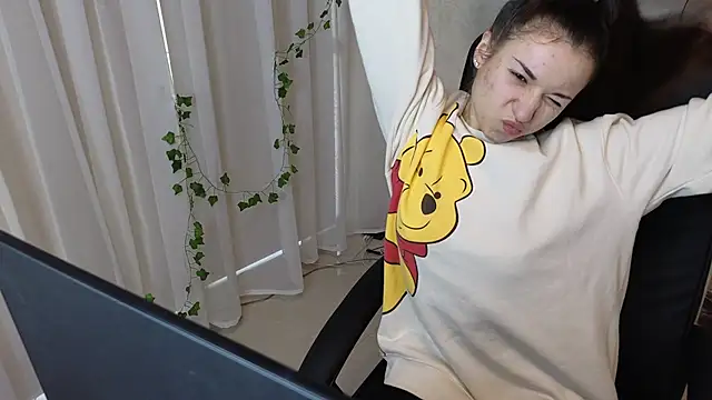 Ulyanix online show from 4, 3, 2026