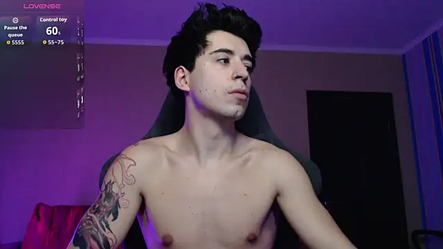 Yofukashii online show from 18, 12, 2025