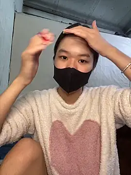 Snapshot of BUNNY050465 chatting on 6, 11, 2025 BUNNY050465 online show from 6, 11, 2025