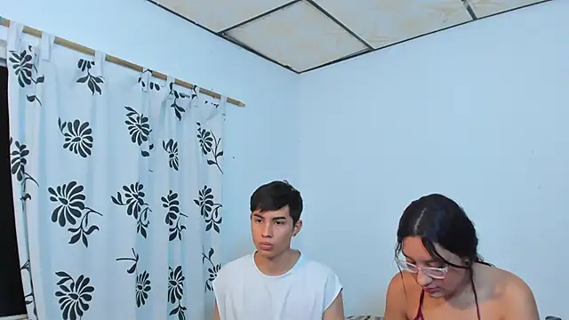 MollyandFher online show from 18, 12, 2025