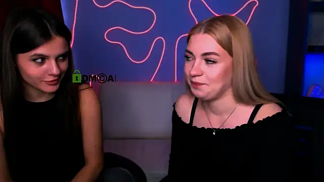 lisa dark  online show from 11, 5, 2026