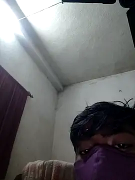 Snapshot of Long-termMarble56 chatting on 26, 11, 2025 Long-termMarble56 online show from 26, 11, 2025