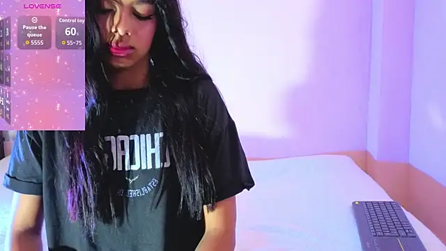 MelissaLuxx online show from 28, 11, 2025