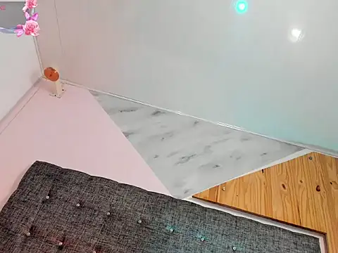  tinyrose  online show from 3, 12, 2025