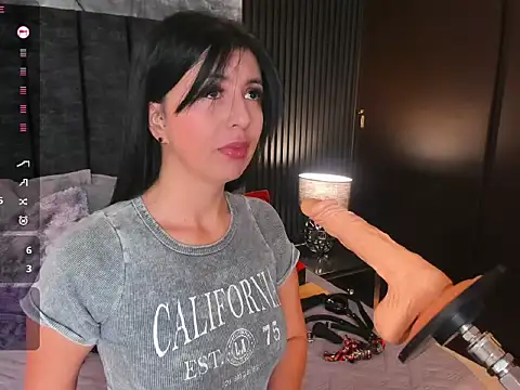 Snapshot of BDSM-DOLL chatting on 15, 12, 2025 BDSM-DOLL online show from 15, 12, 2025