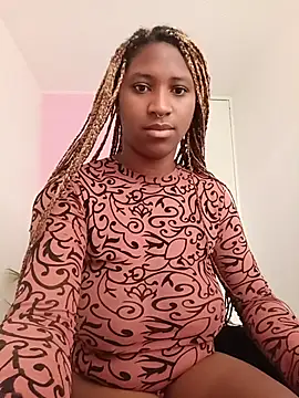 EvonyFoxxx online show from 29, 3, 2026