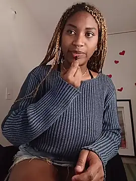 EvonyFoxxx online show from 4, 7, 2026