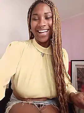 EvonyFoxxx online show from 5, 7, 2026