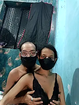 Snapshot of RITU_COUPLE chatting on 31, 10, 2025 RITU COUPLE online show from 31, 10, 2025