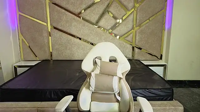 Frrreyaa online show from 14, 11, 2025