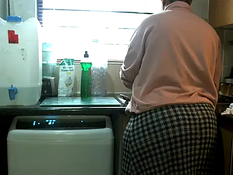 NewBeginnings8 online show from 3, 11, 2025