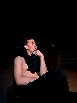 Hot-babyyboy30 online show from 15, 7, 2026
