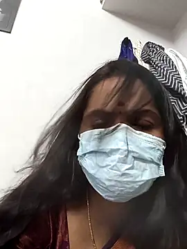 Snapshot of Cutie_Rani chatting on 3, 11, 2025 Cutie Rani online show from 3, 11, 2025