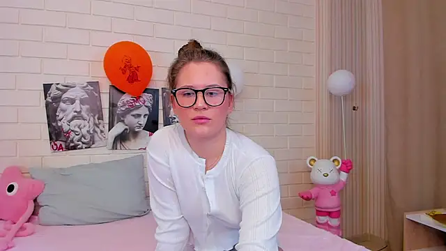 Tinky kinky online show from 16, 11, 2025