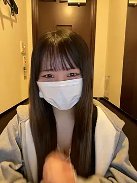 Snapshot of emiri_da_nyan chatting on 3, 11, 2025 emiri da nyan online show from 3, 11, 2025