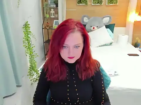 OhLadyPlease online show from 18, 12, 2025