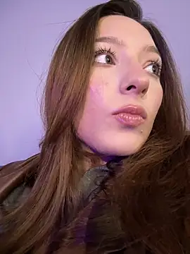 LilluKatten online show from 2, 4, 2026