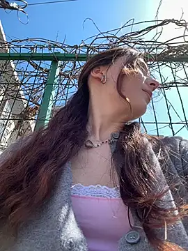 LilluKatten online show from 17, 4, 2026