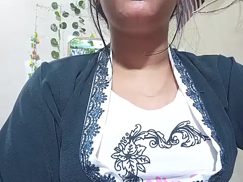 Nancy queen001 online show from 24, 11, 2025