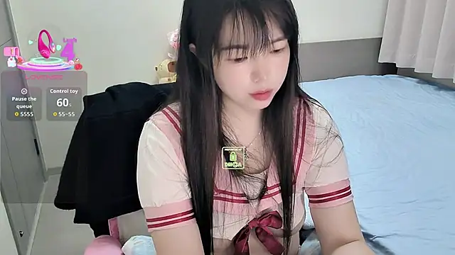 Snapshot of Dialog_Mu chatting on 7, 11, 2025 Dialog Mu online show from 7, 11, 2025