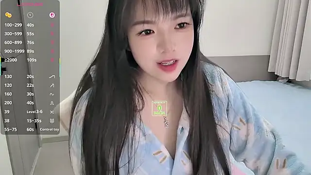 Snapshot of Dialog_Mu chatting on 3, 12, 2025 Dialog Mu online show from 3, 12, 2025