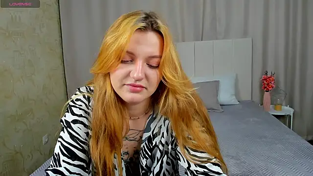 Snapshot of AnnaXPeach chatting on 7, 11, 2025 AnnaXPeach online show from 7, 11, 2025