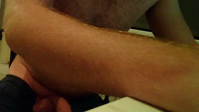 geile-man-34 online show from 19, 11, 2025