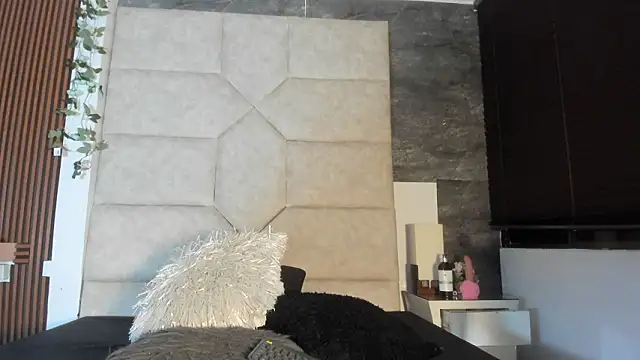 Liia Leens online show from 14, 2, 2026