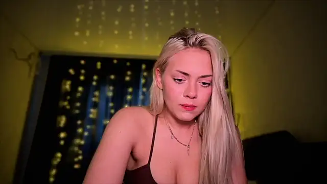 alisaoceaneeyes online show from 11, 11, 2025