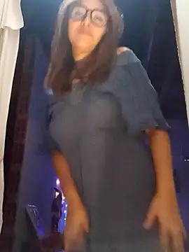 lola mamadas online show from 30, 11, 2025