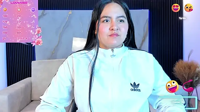 Snapshot of Ava-miller chatting on 11, 11, 2025 Ava-miller online show from 11, 11, 2025