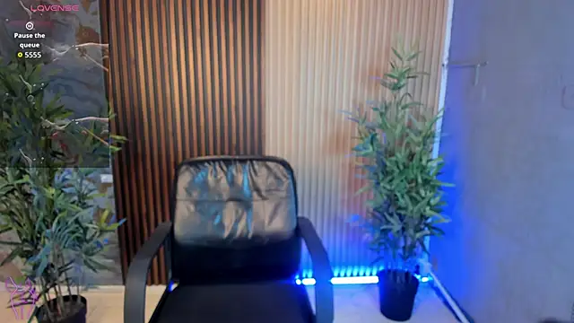 Snapshot of Ava-miller chatting on 27, 11, 2025 Ava-miller online show from 27, 11, 2025