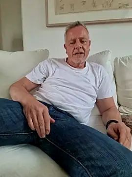 Dennislover007 online show from 14, 11, 2025