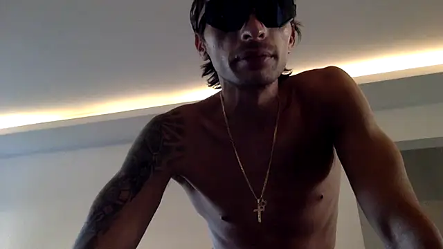 Snapshot of Zaskeee chatting on 2, 11, 2025 Zaskeee online show from 2, 11, 2025