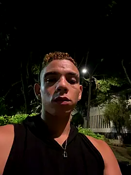 Snapshot of Dylams_maja chatting on 1, 12, 2025 Dylams maja online show from 1, 12, 2025