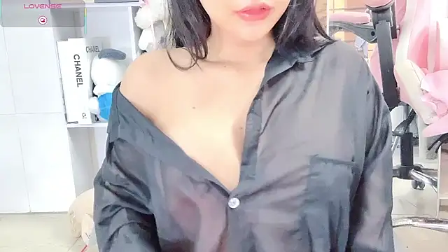 Snapshot of CIIN_CIIN chatting on 2, 12, 2025 CIIN CIIN online show from 2, 12, 2025