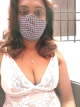 Queen-dhivya online show from 1, 2, 2026