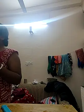 Snapshot of Hot-Sana2 chatting on 12, 11, 2025 Hot-Sana2 online show from 12, 11, 2025