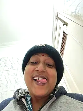 Hot-Sana2 online show from 7, 1, 2026