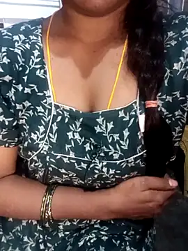 Snapshot of Sana-telugu1 chatting on 11, 11, 2025 Sana-telugu1 online show from 11, 11, 2025