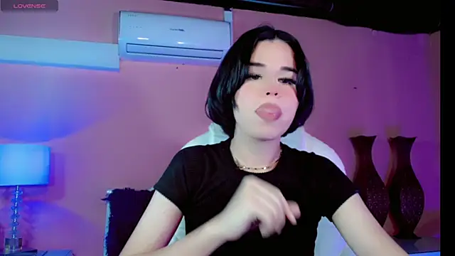 Snapshot of ClaudiaSophia chatting on 15, 11, 2025 ClaudiaSophia online show from 15, 11, 2025