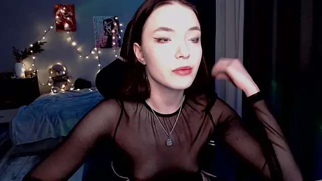 dolll maiya online show from 8, 2, 2026