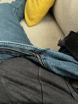 Snapshot of n0tf0und chatting on 4, 11, 2025 n0tf0und online show from 4, 11, 2025